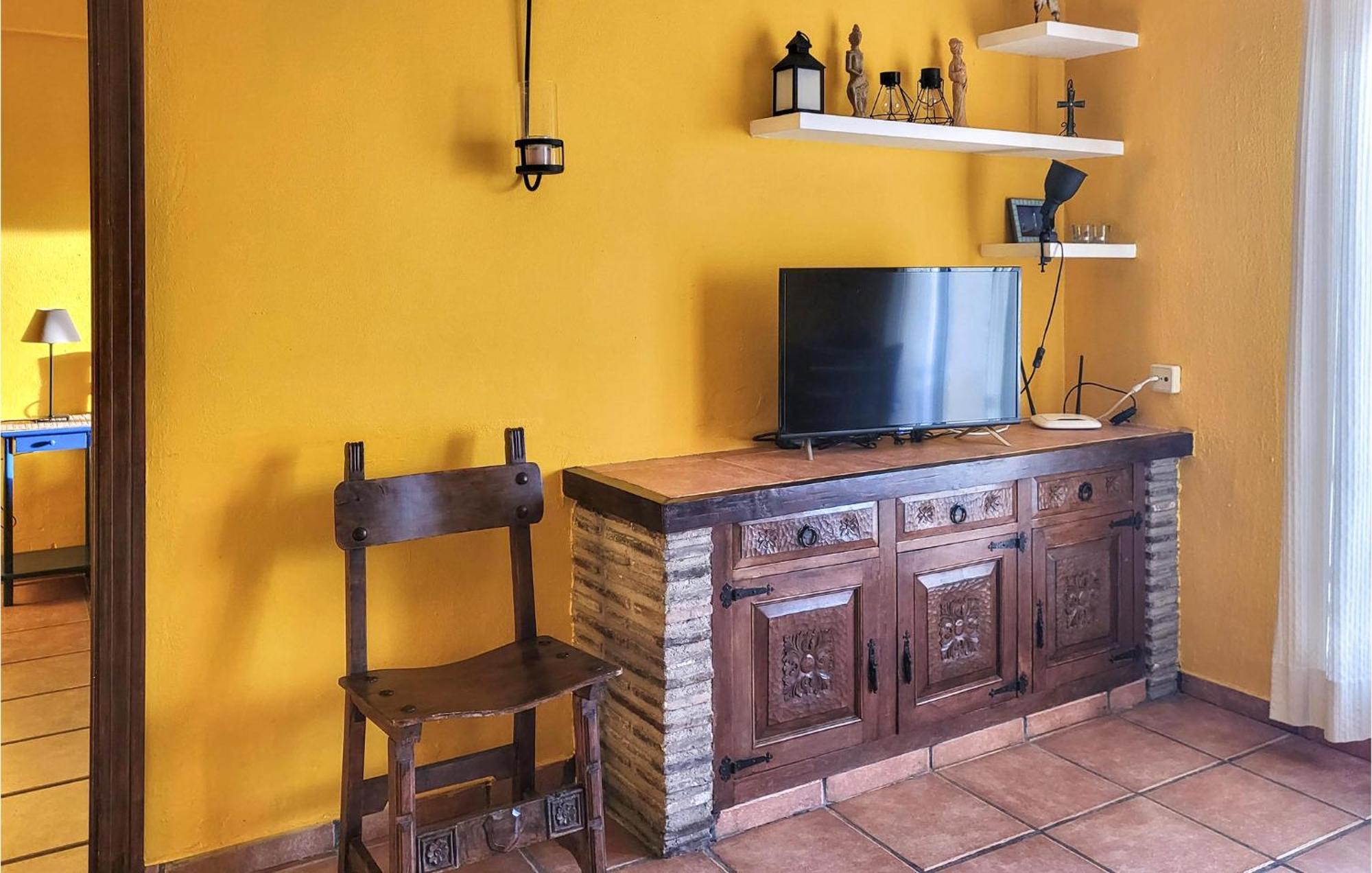 2 Bedroom Cozy Apartment In El Campello Exterior photo