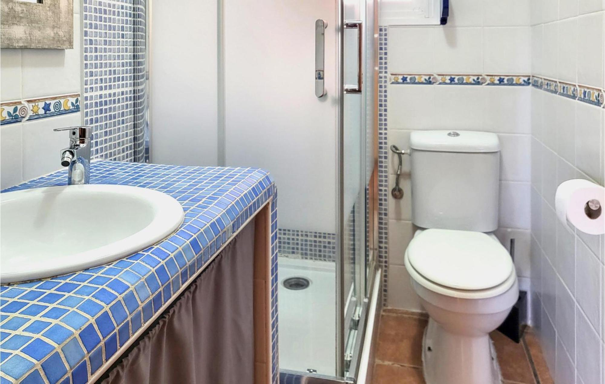 2 Bedroom Cozy Apartment In El Campello Exterior photo